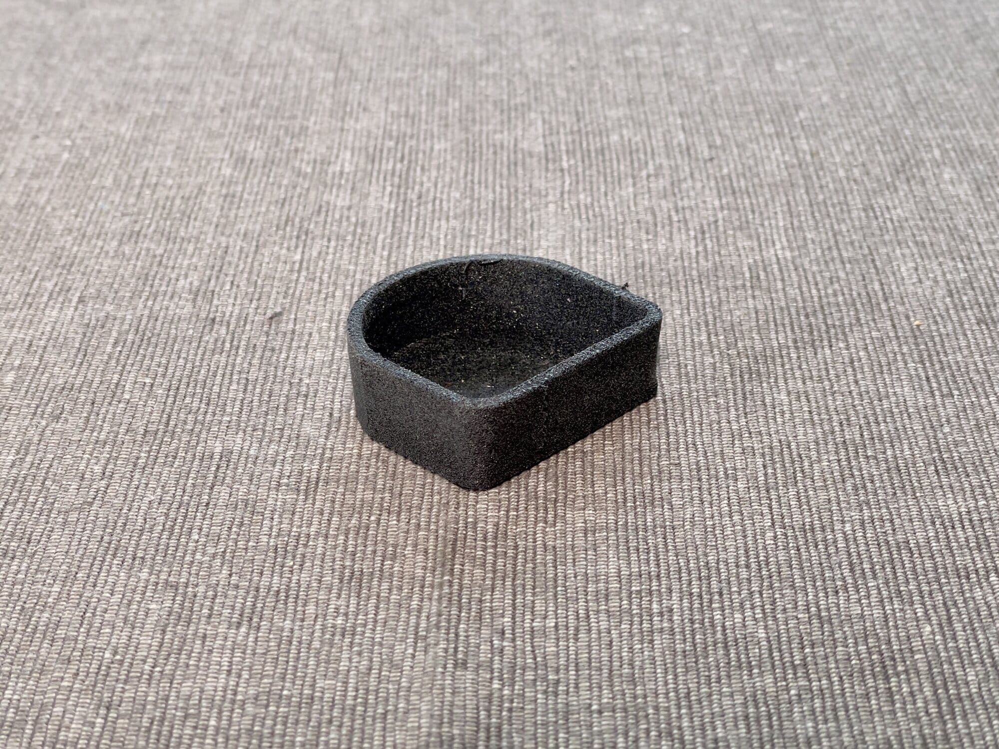 Almohadilla de patas antideslizante para mesa LISABO - Imagen 3